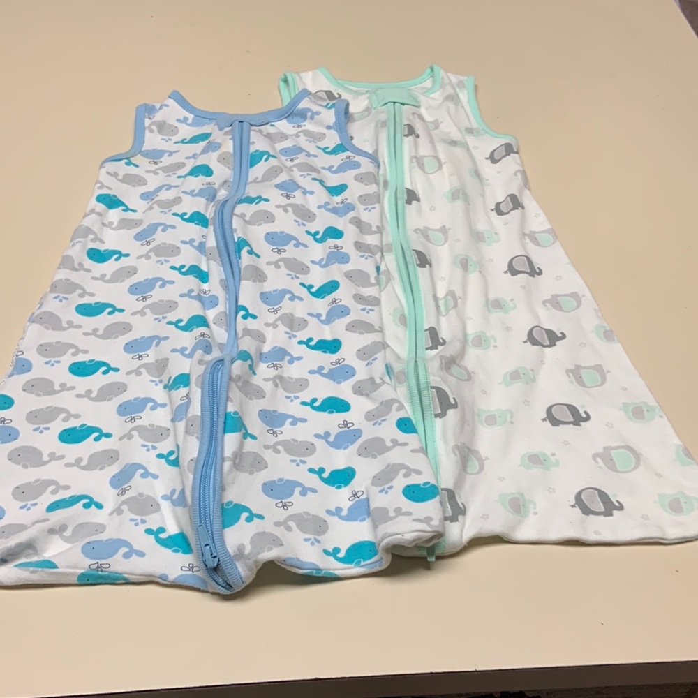 Baby sleeveless sleep sack, size 0-6 months.
